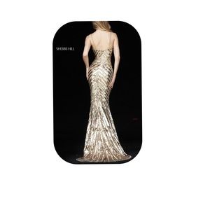 Gold sequins Sherri hill dress in size 8